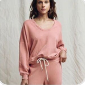 The Great The U-Neck Teammate Sweatshirt. Solid -- Rose